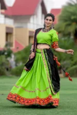 Parrot Green-Black Gamthi Work Chaniya Choli for Navratri - Image 7